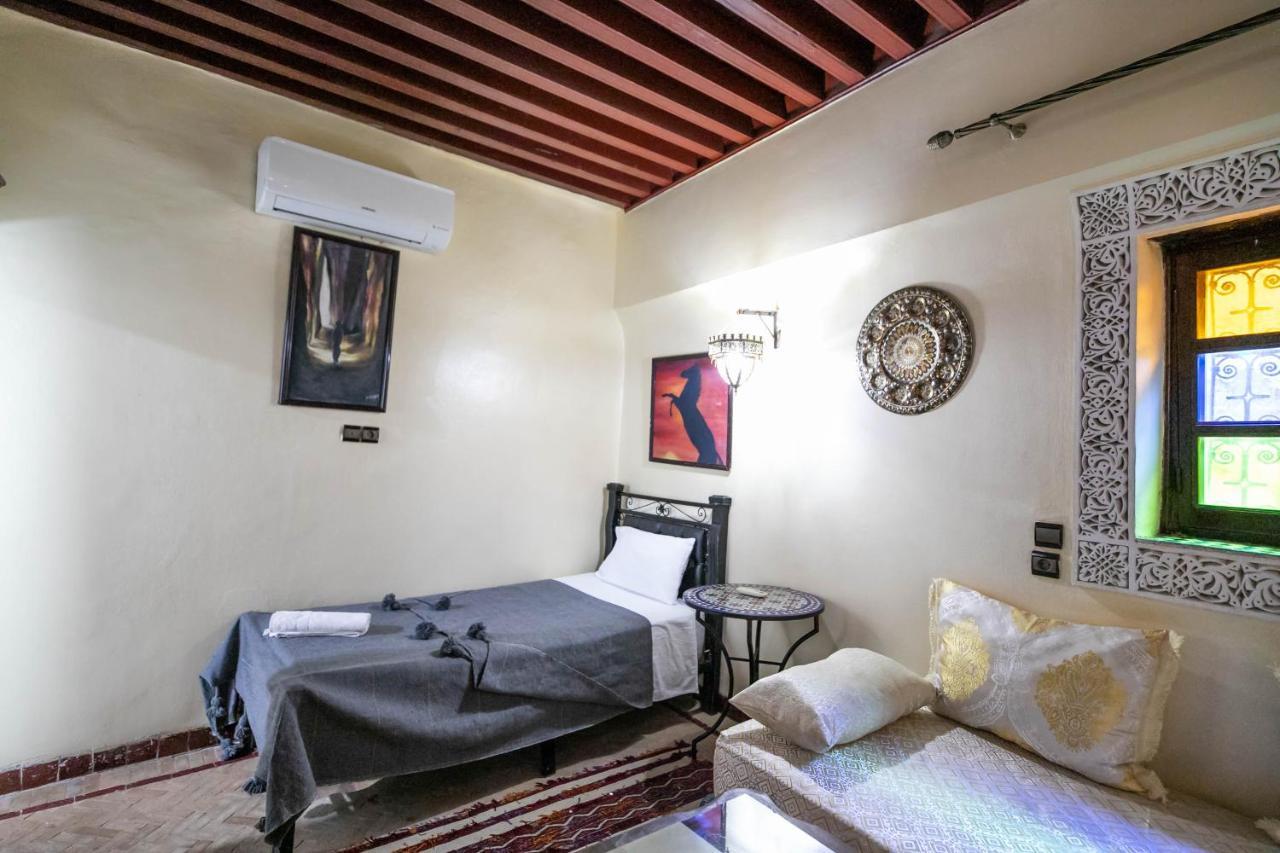 Dar El Yasmine Hotel Fes Exterior photo